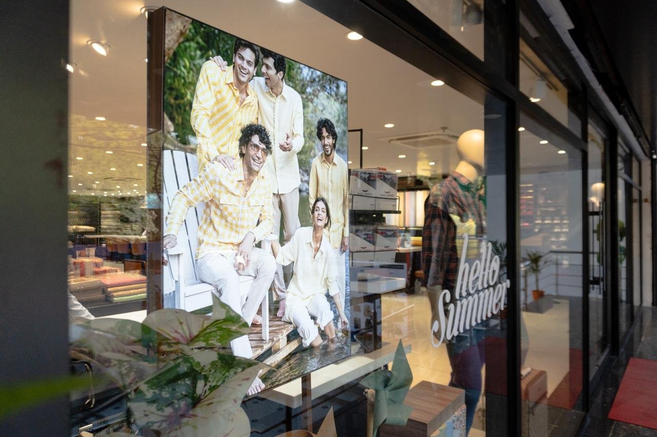 The Raymond Shop collection photo 12